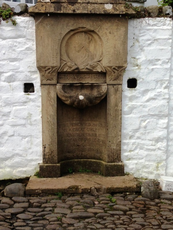 this fountain commemorates Queen Victoria's jubilee