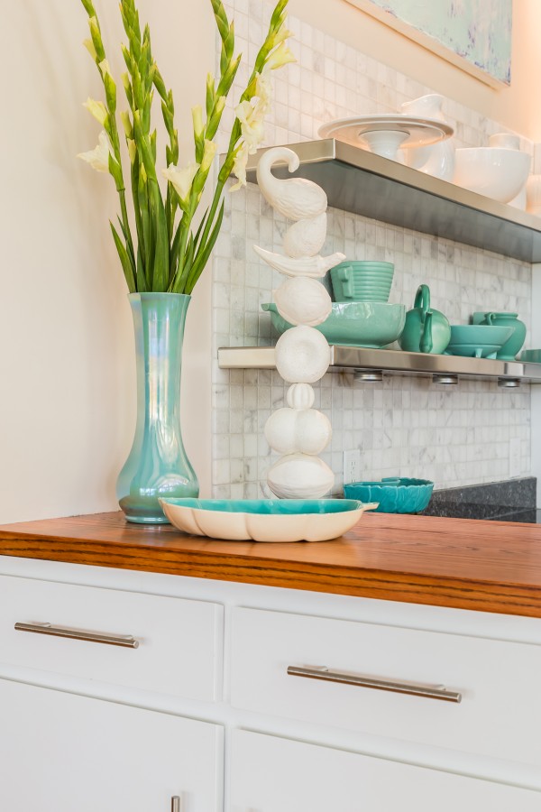 modern design, modern kitchen, floating stainless steel shelves