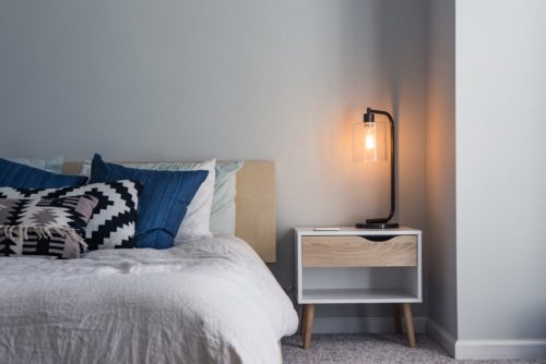 modern minimalist bedroom
