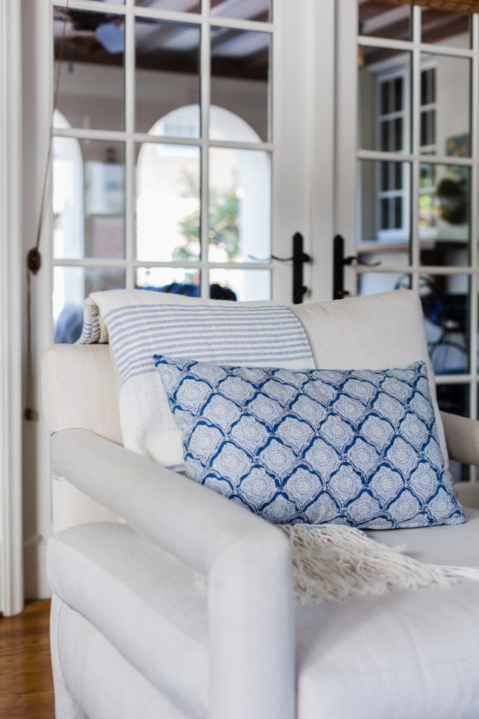 soft blue white throw blanket