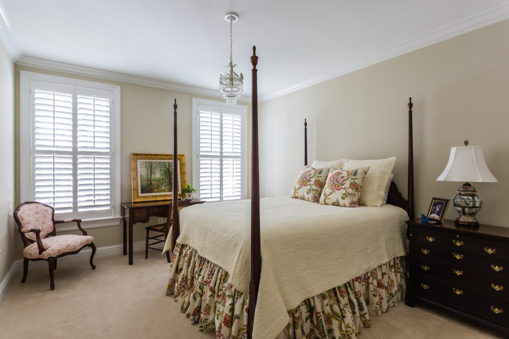 traditional fabrics bedding texture in guest bedroom design