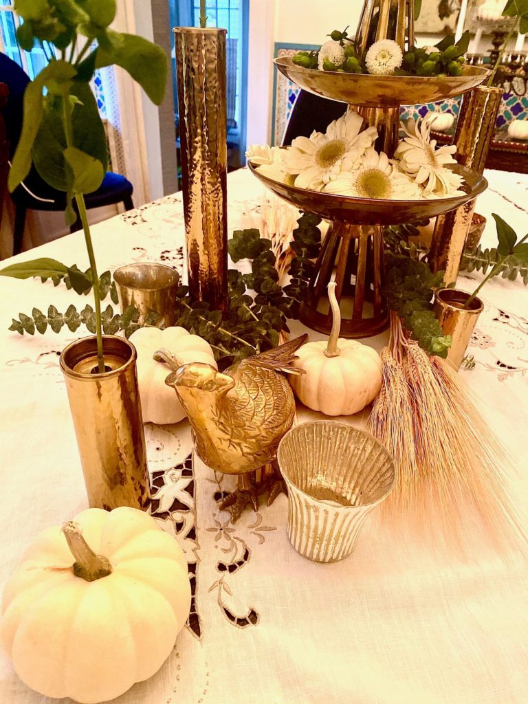 White Gerbera Daisy Natural Foliage Thanksgiving Table Centerpiece